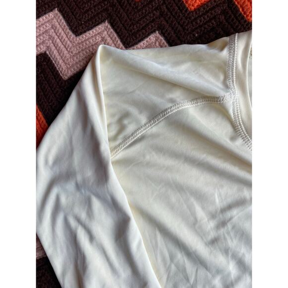 Scales Butter Yellow Long Sleeve Pro Performance Fishing Top sz Small - Picture 5 of 7